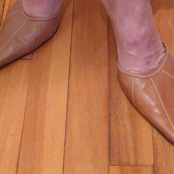 Nine west tan mules white stitching - Picture 4 of 6